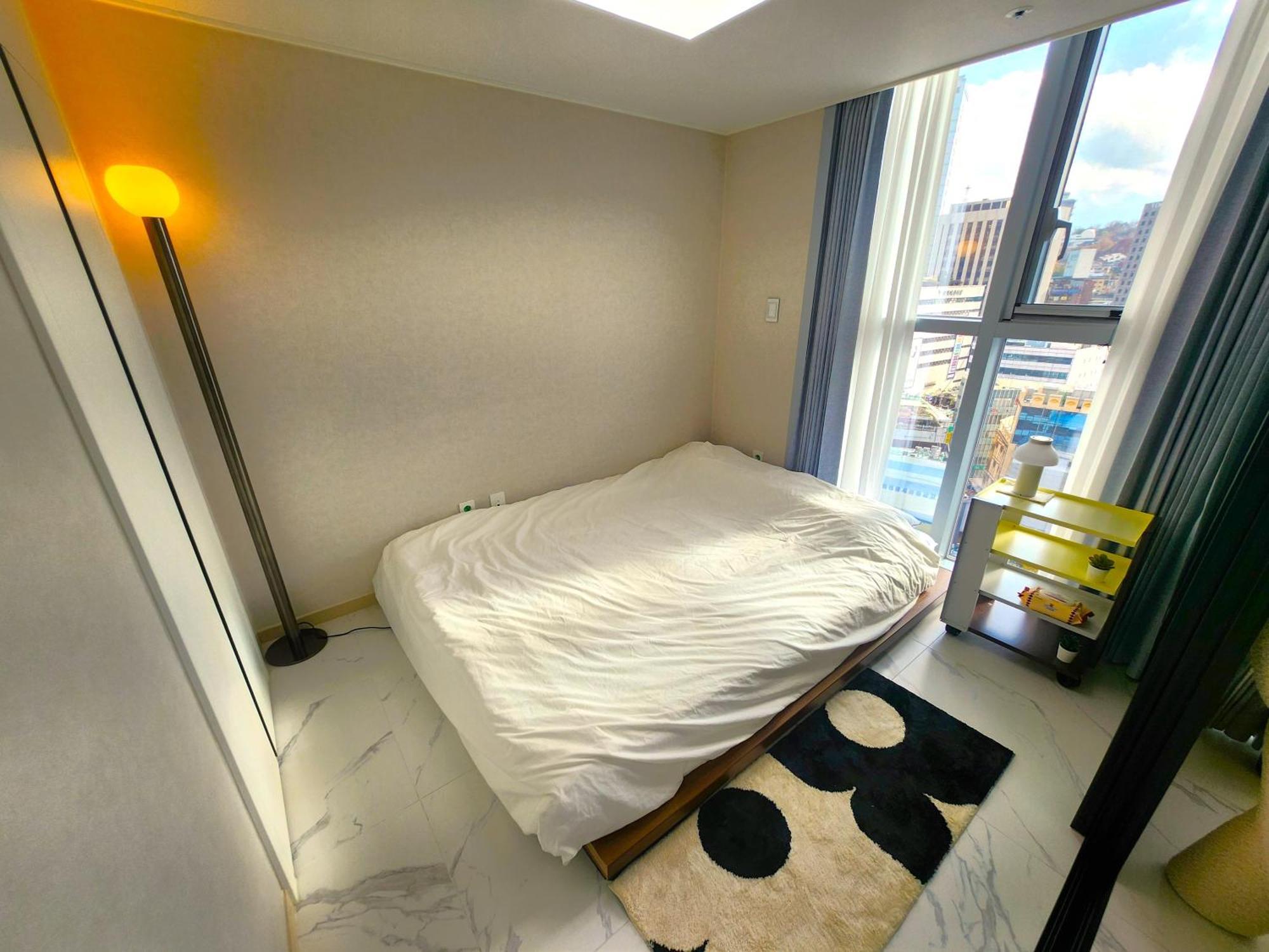 Majestic Apartemen *
